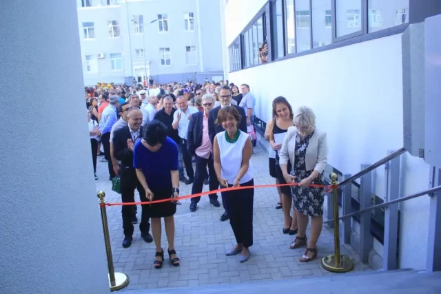 contains: სკოლა მთიების გახსნა 2017